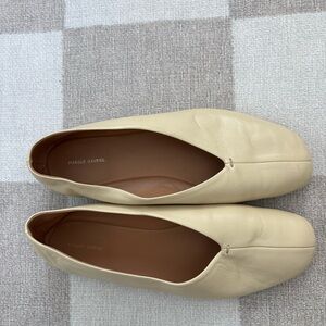 Mansur Gavriel Glove Flat in Dune